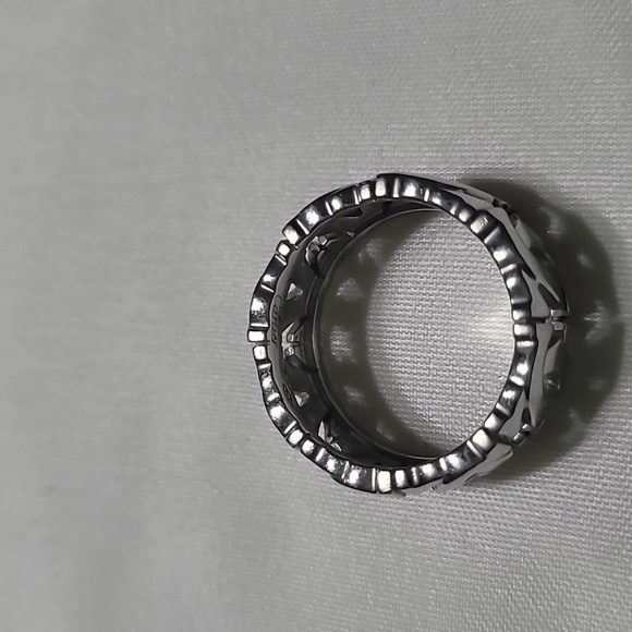 Cartier Entrelaces Ring - Picture 2 of 5